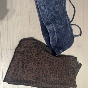 Gapfit Blue jean style sports bra and Leopard Print legging Set